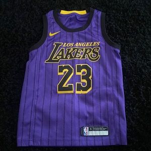 Lebron James LA Lakers jersey